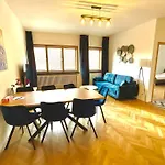 C.5 V Bankovnim Dome Apartment