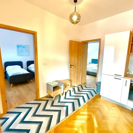 č.5 V Bankovním Domě * Kutná Hora