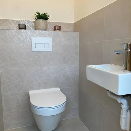 č.5 V Bankovním Domě *