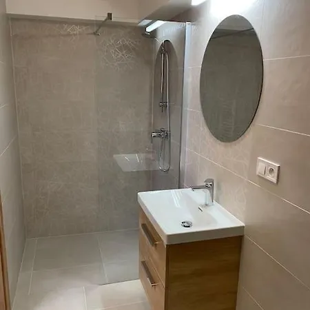 č.5 V Bankovním Domě Appartamento