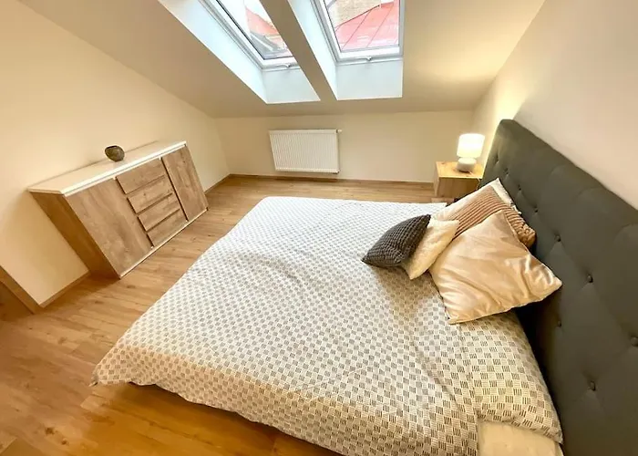 C.5 V Bankovnim Dome * Kutna Hora