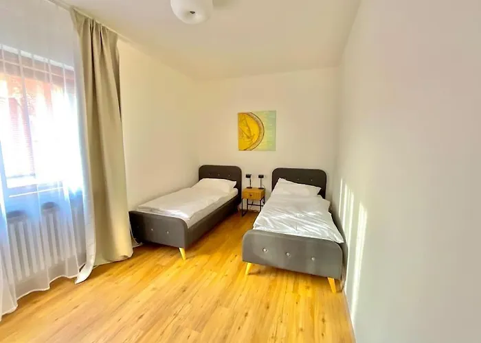 C.5 V Bankovnim Dome Apartament