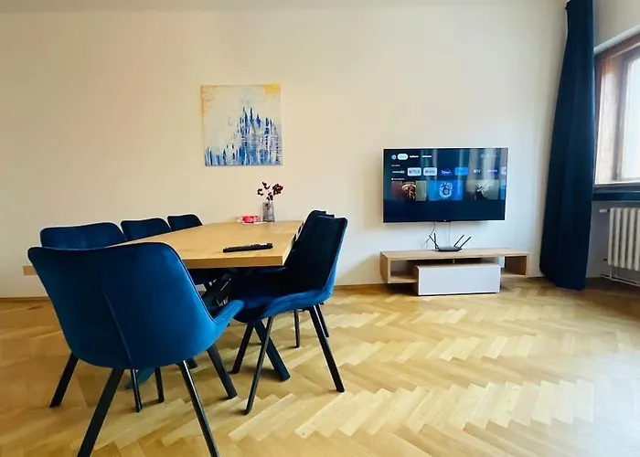 C.5 V Bankovnim Dome Apartament *