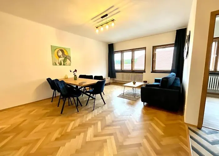 C.5 V Bankovnim Dome