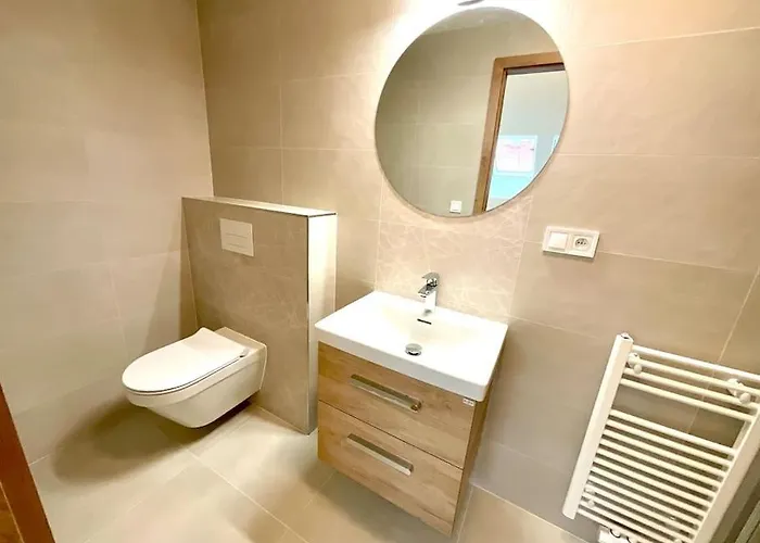 C.5 V Bankovnim Dome * Kutná Hora