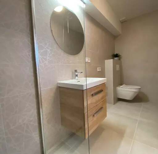 C.5 V Bankovnim Dome